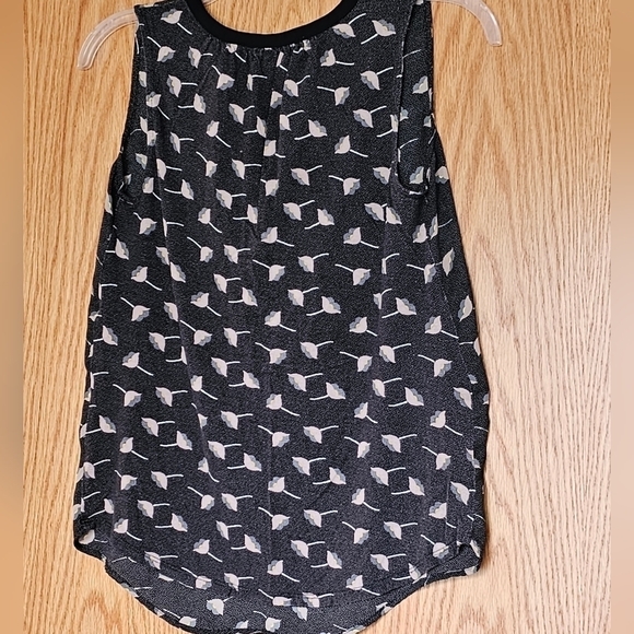 LOFT Sleeveless top Sz Xs,p - Picture 4 of 4
